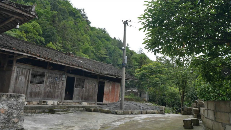 眉骨较高的女人面相如何看